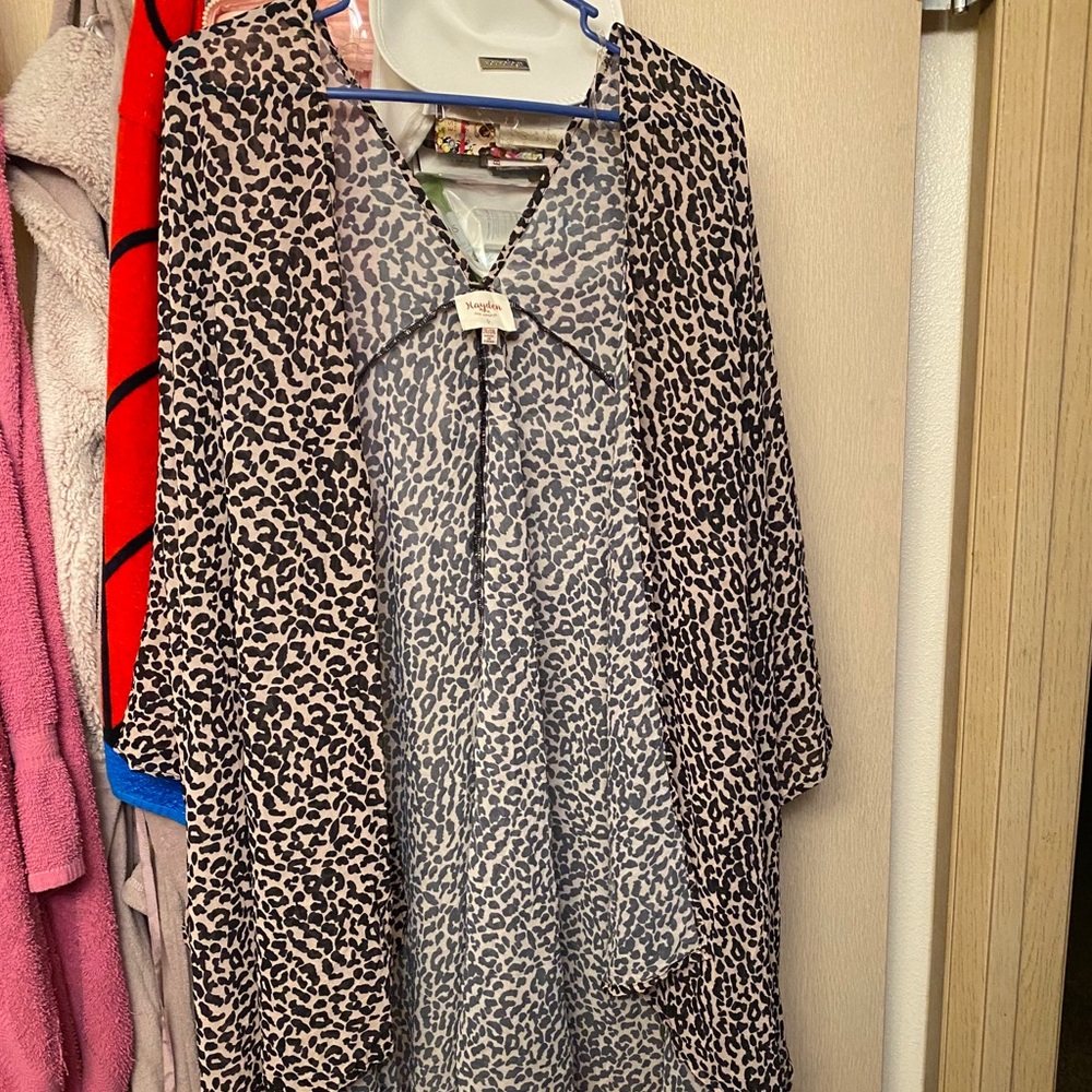 Leopard print kimono
